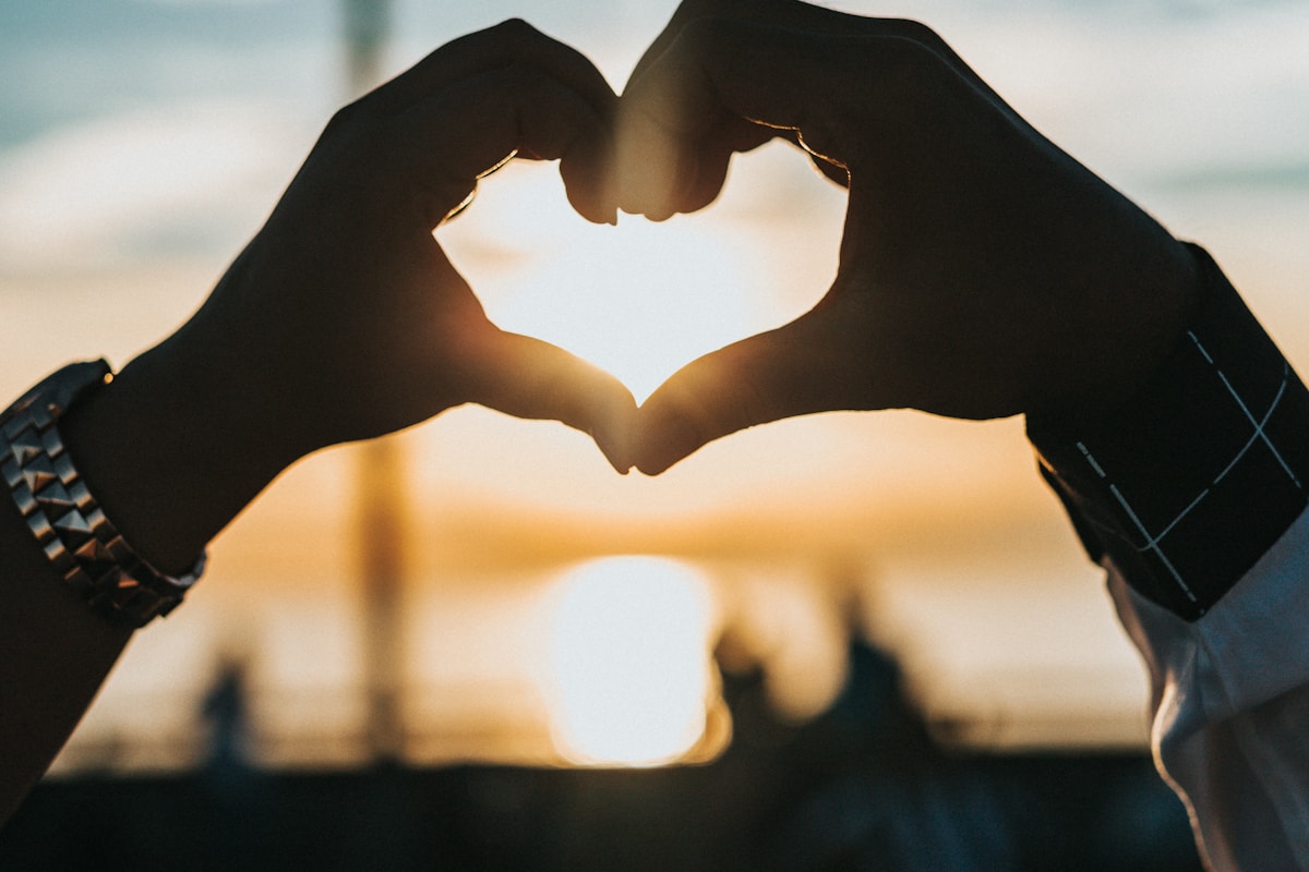 Tips for Creating the Perfect Tinder Profile to Find Your Ideal Woman